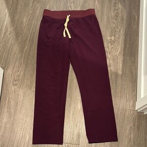 Women’s Livingston scrub bottoms